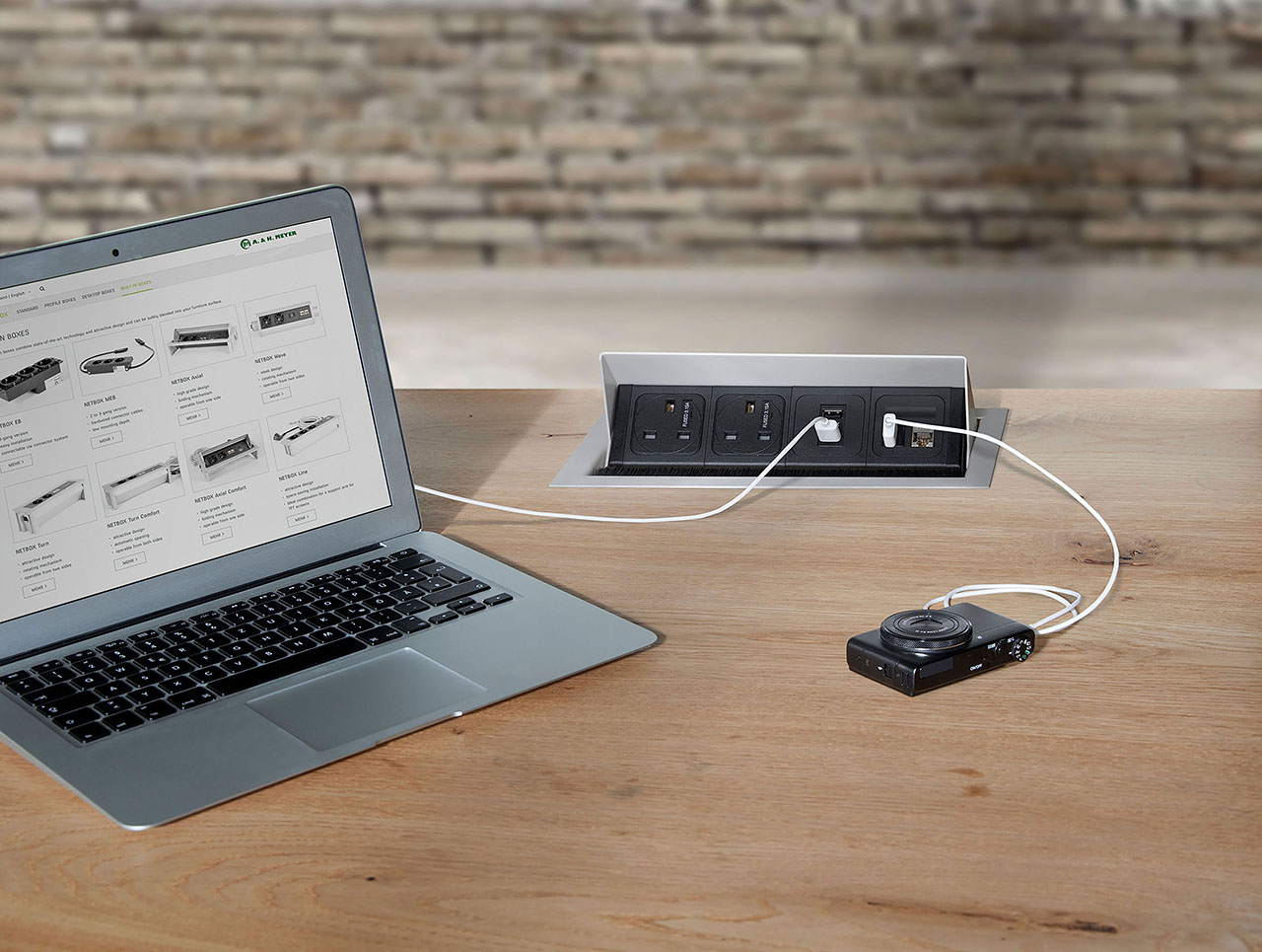 Netbox Entry A & H Meyer